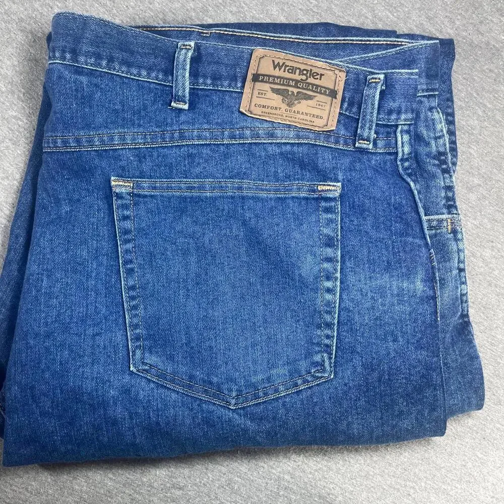 Wrangler 46 x 30 Blue Denim Jeans Regular Fit Men's Blue Denim Jeans Work pants